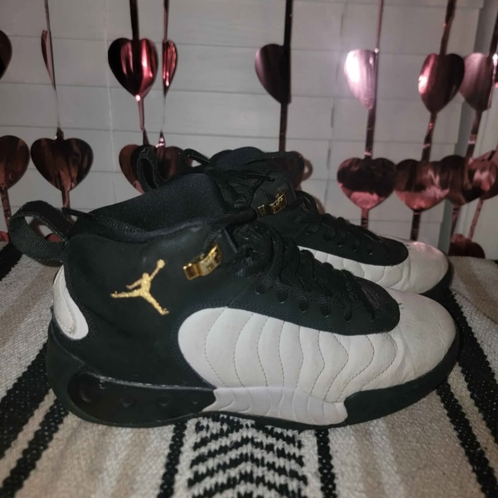 Nike Black and White Sneakers